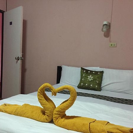 Marina Ao Nang Guesthouse Ngoại thất bức ảnh
